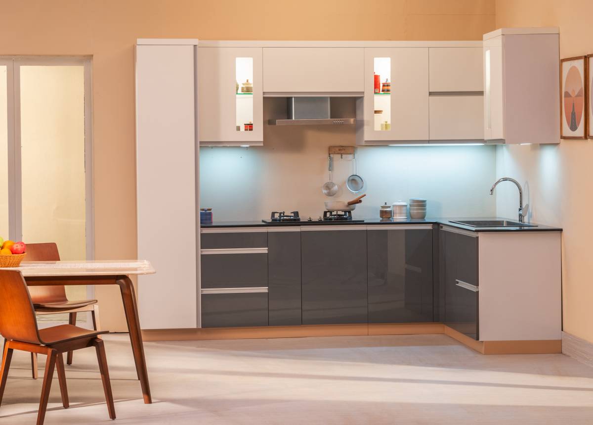 kitchen cabinet